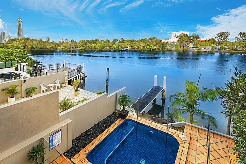 209 Stanhill Drive, Chevron Island QLD 4217, Image 0