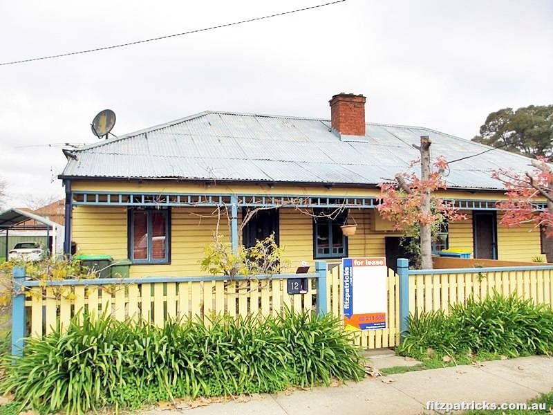 2 bedrooms House in 12 Travers Street WAGGA WAGGA NSW, 2650
