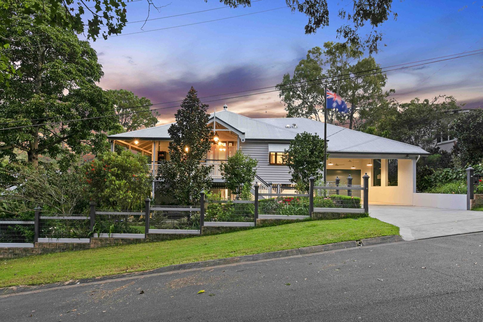 10 Eddystone Road, Corinda Property History & Address Research Domain