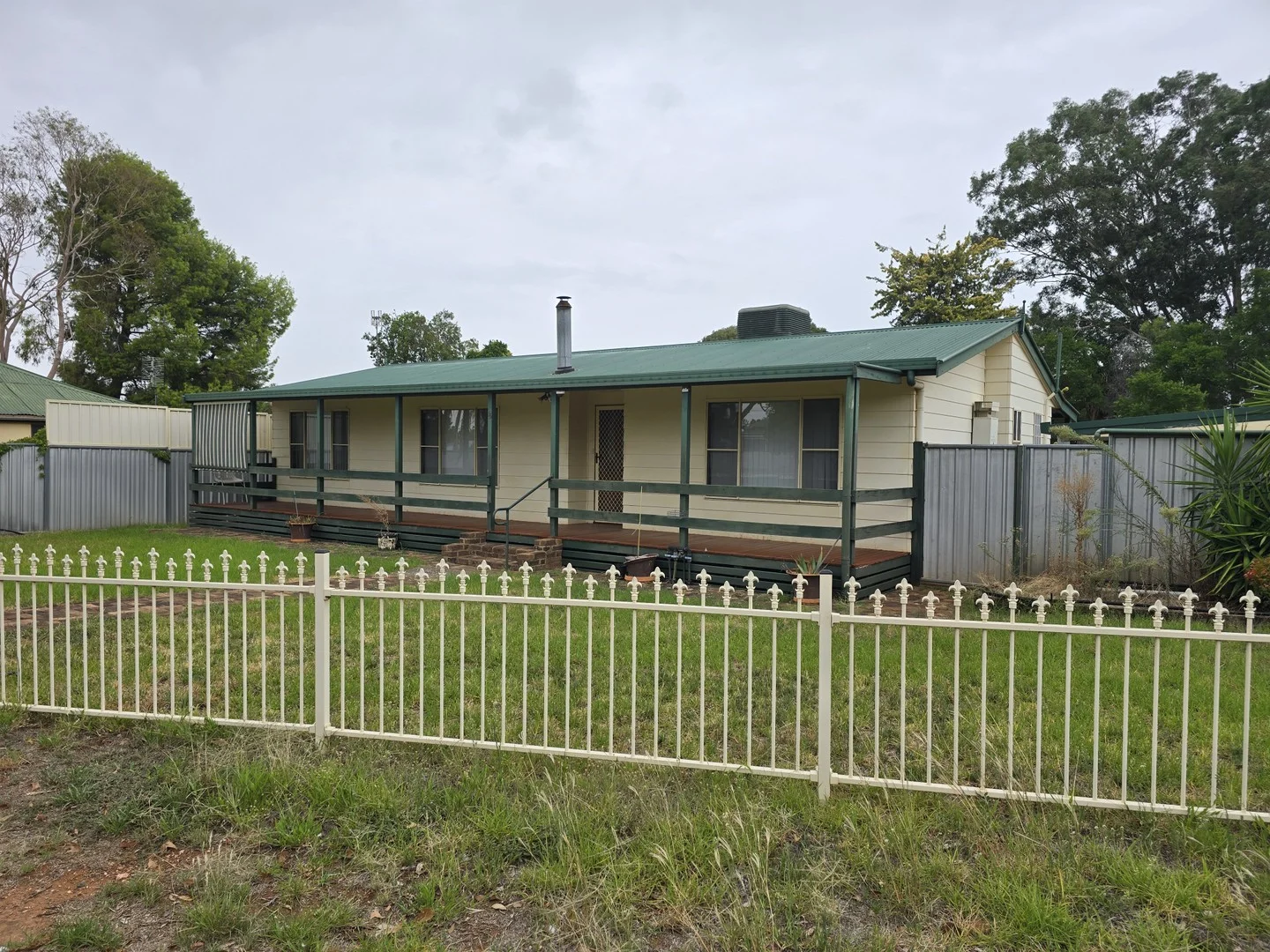 16 Melrose Street, Condobolin NSW 2877