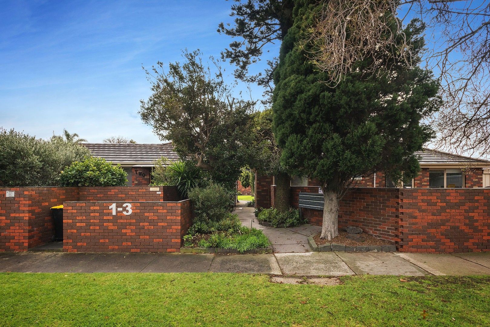 2 bedrooms Apartment / Unit / Flat in 4/1-3 Venice Street MENTONE VIC, 3194