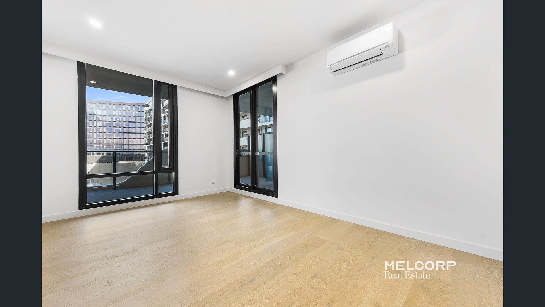 2 bedrooms Apartment / Unit / Flat in 2414/864 Blackburn Road CLAYTON VIC, 3168