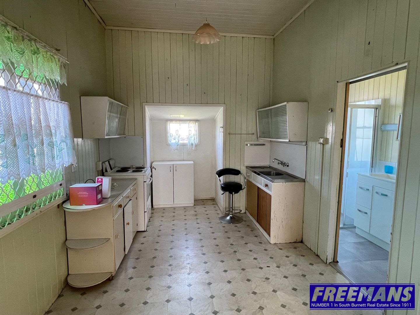 2 Alfred Street, Nanango QLD 4615, Image 1