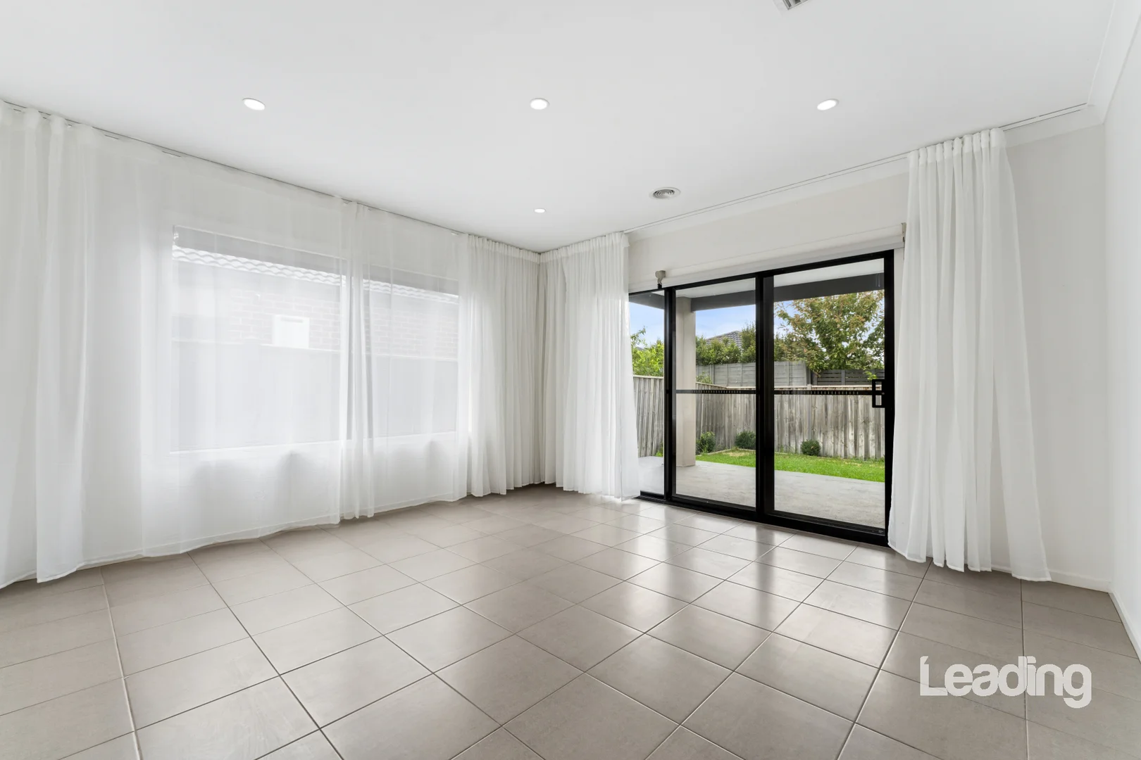 Additional image 3 of 71 Pavillion Circuit, Sunbury VIC 3429