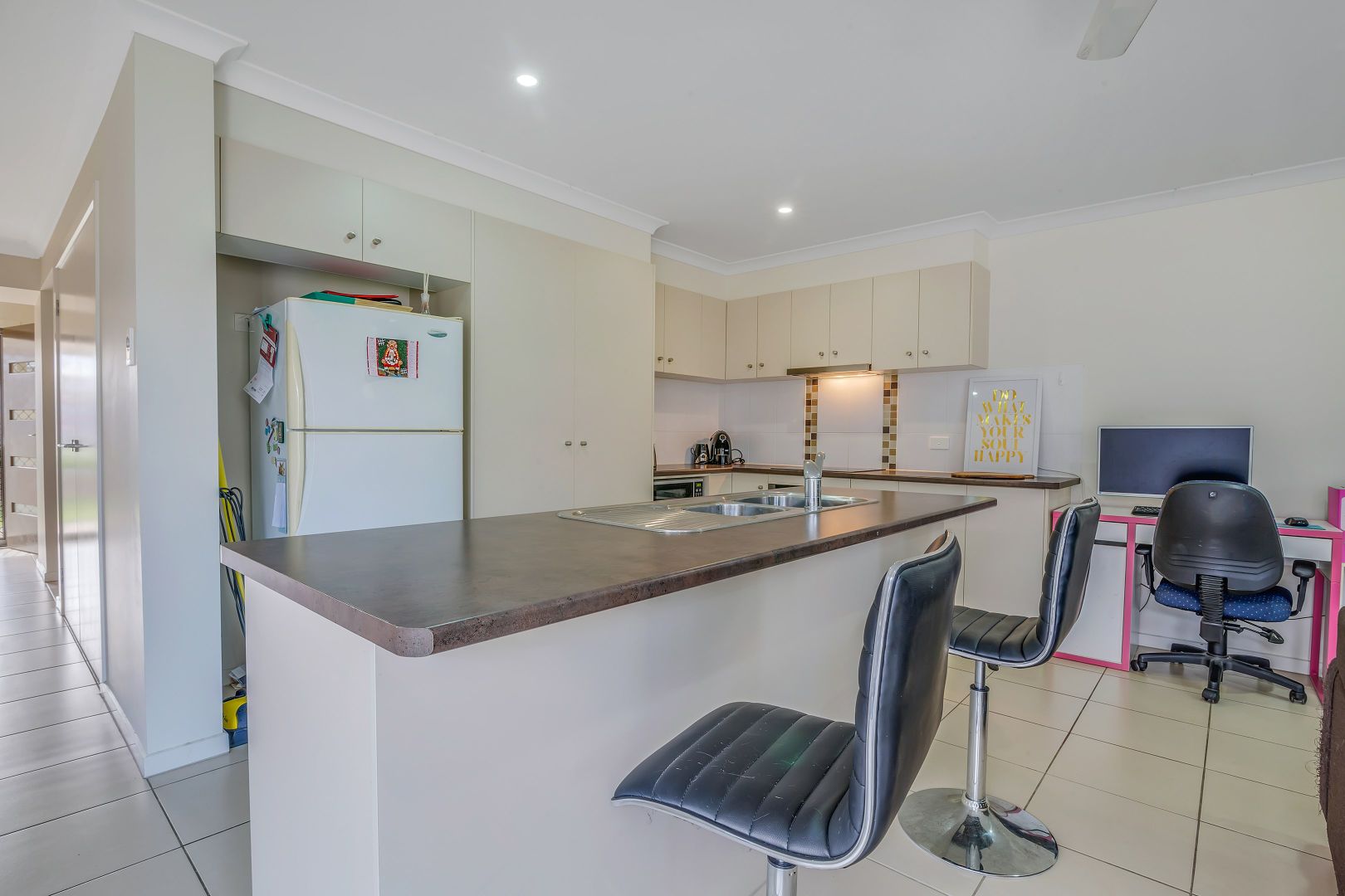 2/41 Coldstream Way, Holmview QLD 4207, Image 2