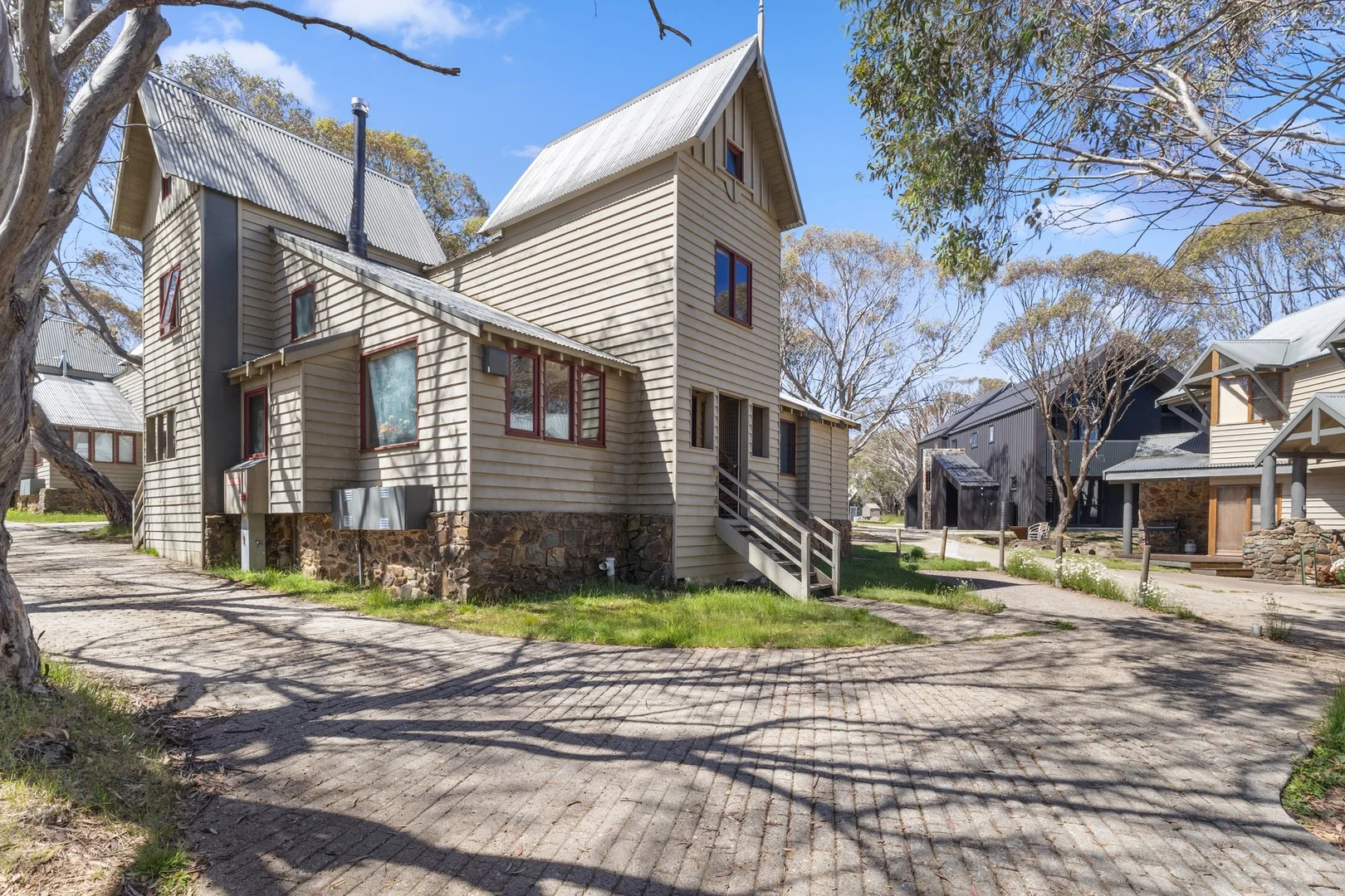 7 Woollybutt Lane, Dinner Plain VIC 3898