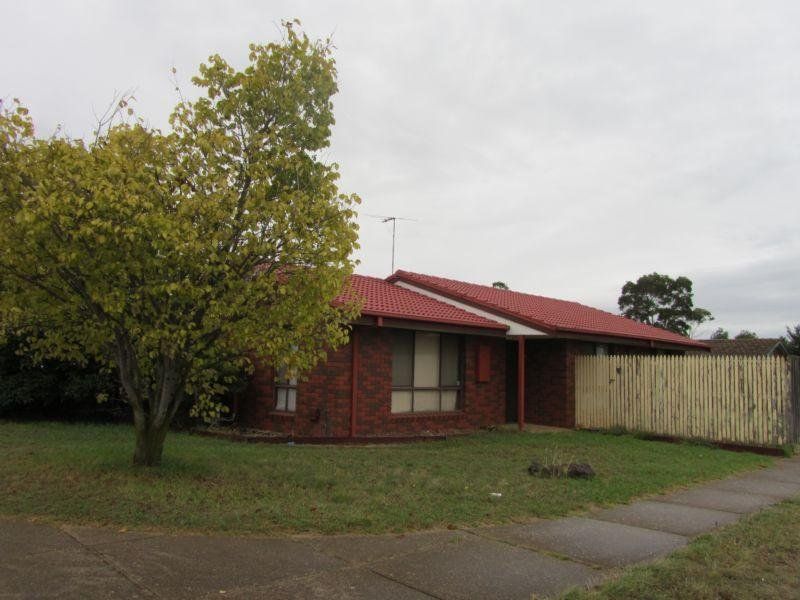 3 bedrooms House in 23 Wilson Road MELTON SOUTH VIC, 3338
