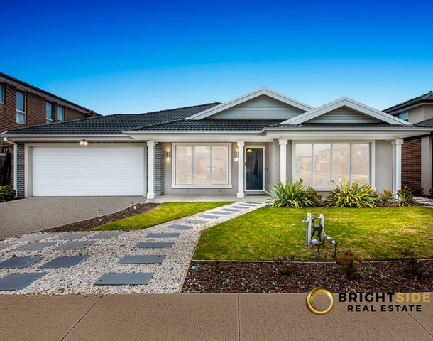 126 Thoroughbred Drive, Clyde North VIC 3978