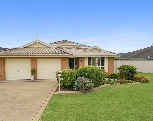 7 Prieska Way, East Maitland NSW 2323