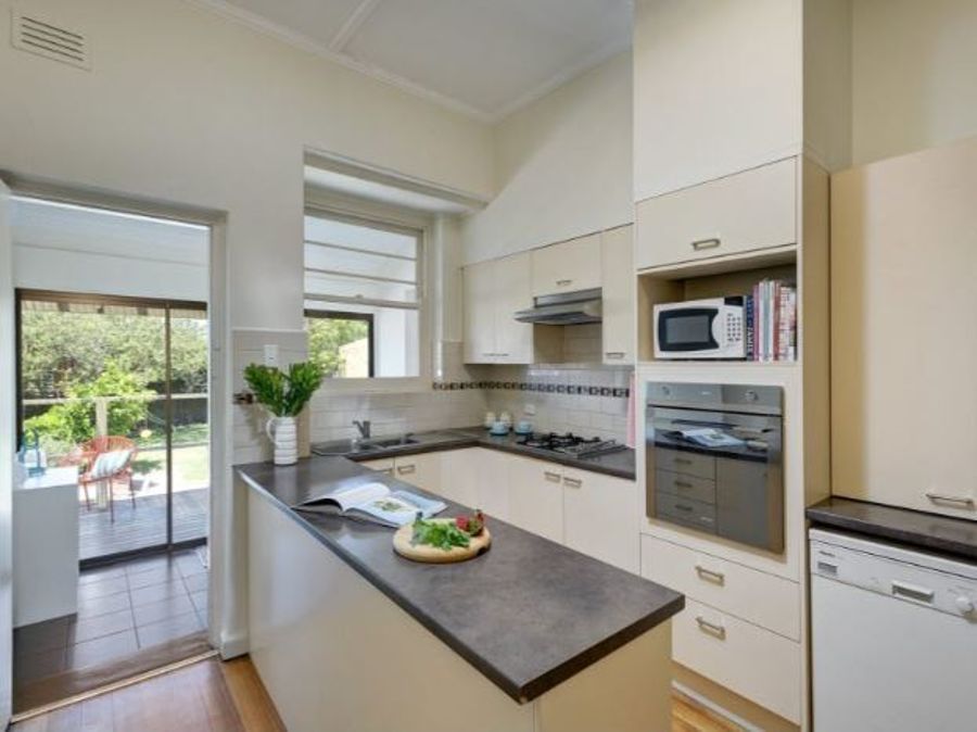 124 Willsmere Road, Kew VIC 3101, Image 2