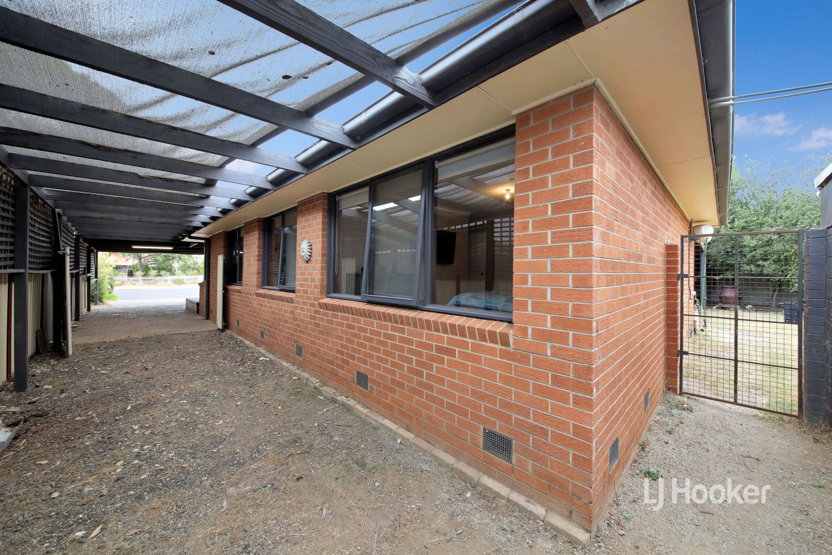 7 Latrobe Court, Werribee VIC 3030, Image 2