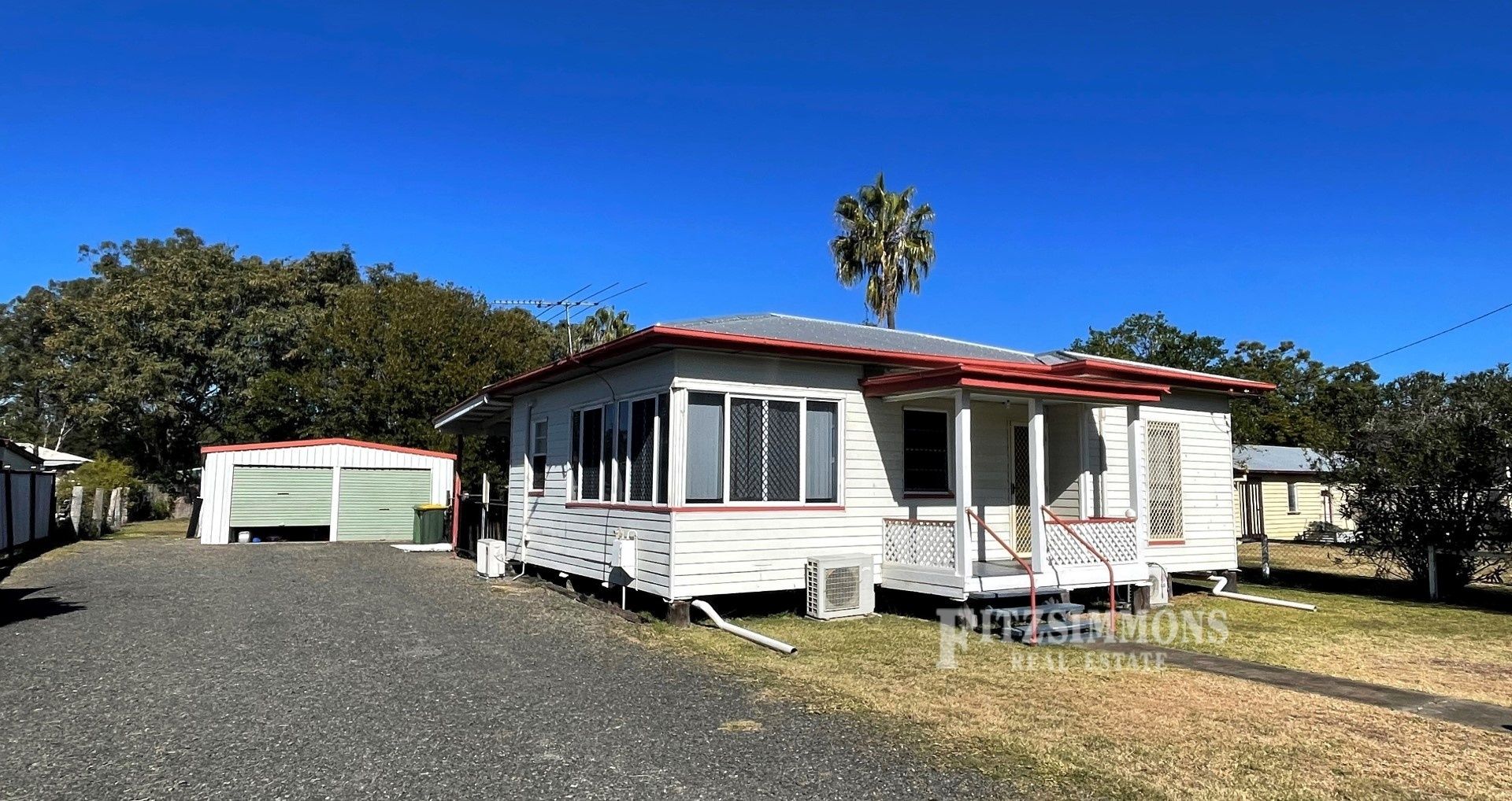 2 bedrooms House in 33 Garrow Street DALBY QLD, 4405