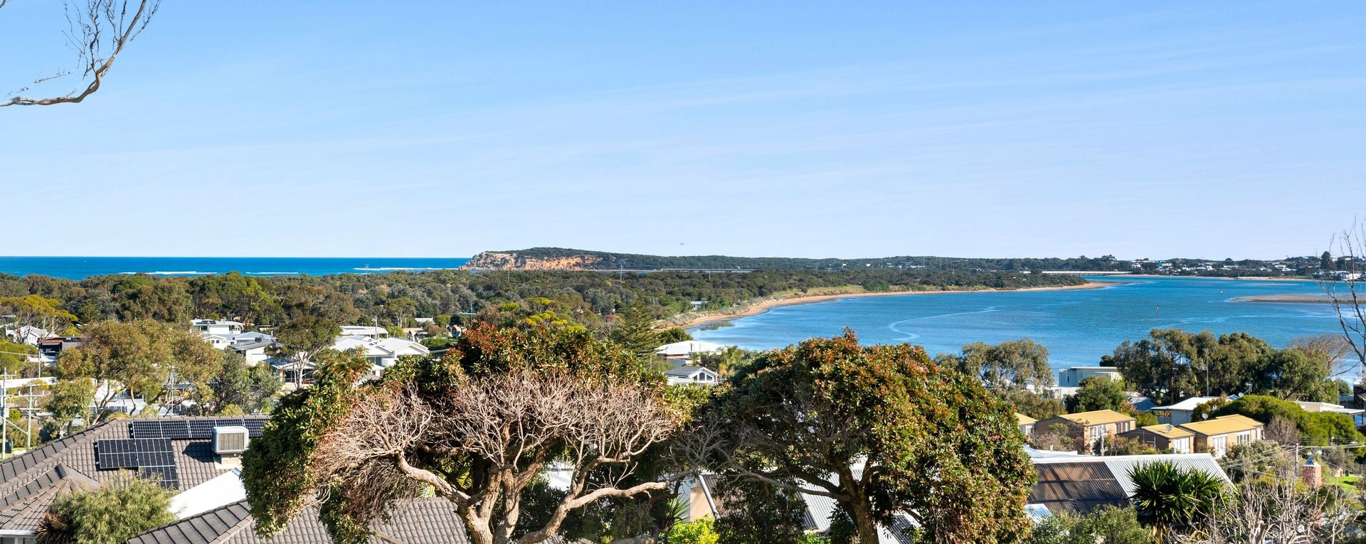 6 The Avenue, Ocean Grove VIC 3226, Image 2