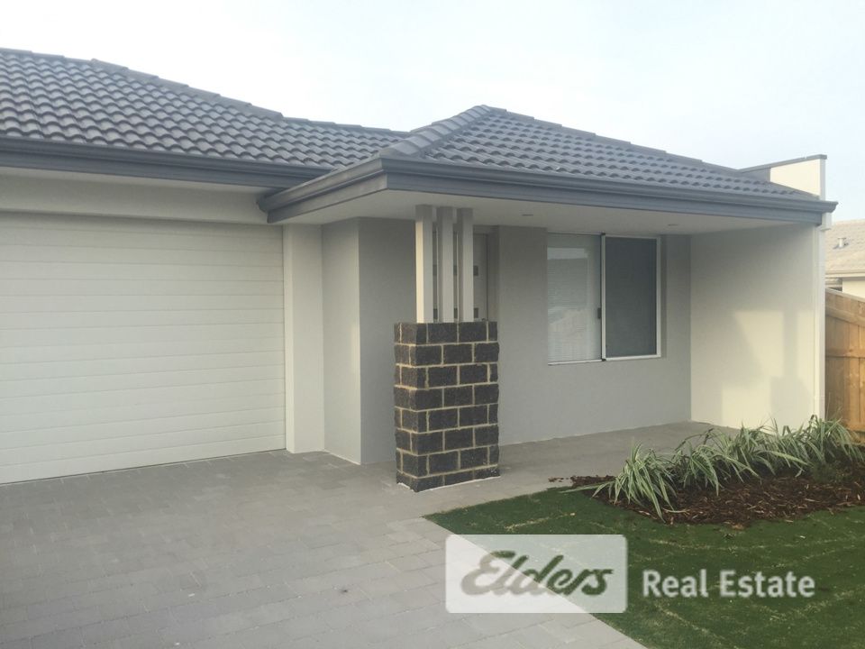 8 Acerosa Boulevard, Halls Head WA 6210, Image 0