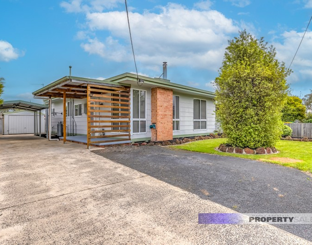 17 Anderson Avenue, Yallourn North VIC 3825