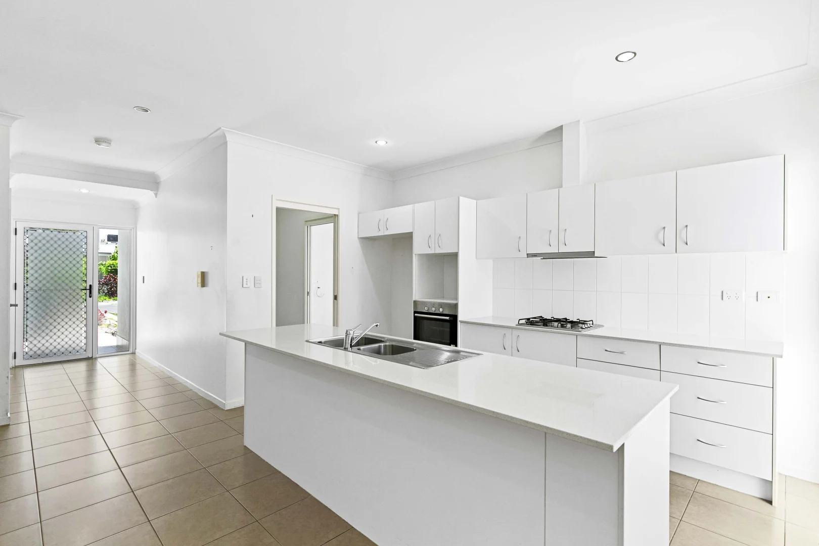 Additional image 5 of 32/71 Elizabeth Street, Urangan QLD 4655