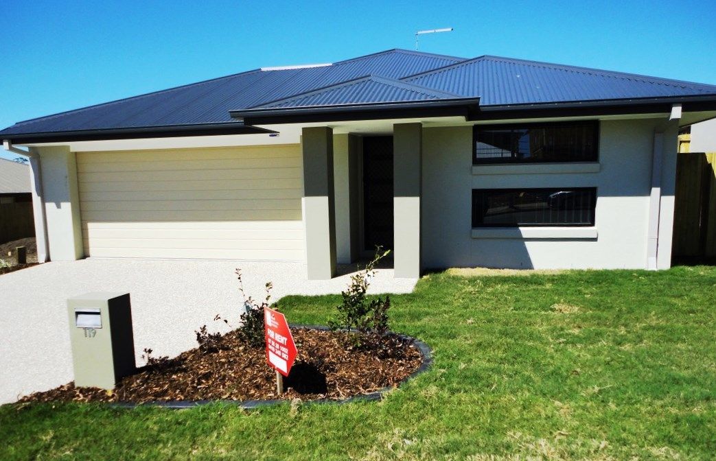 4 bedrooms House in 119 Dixon Drive PIMPAMA QLD, 4209
