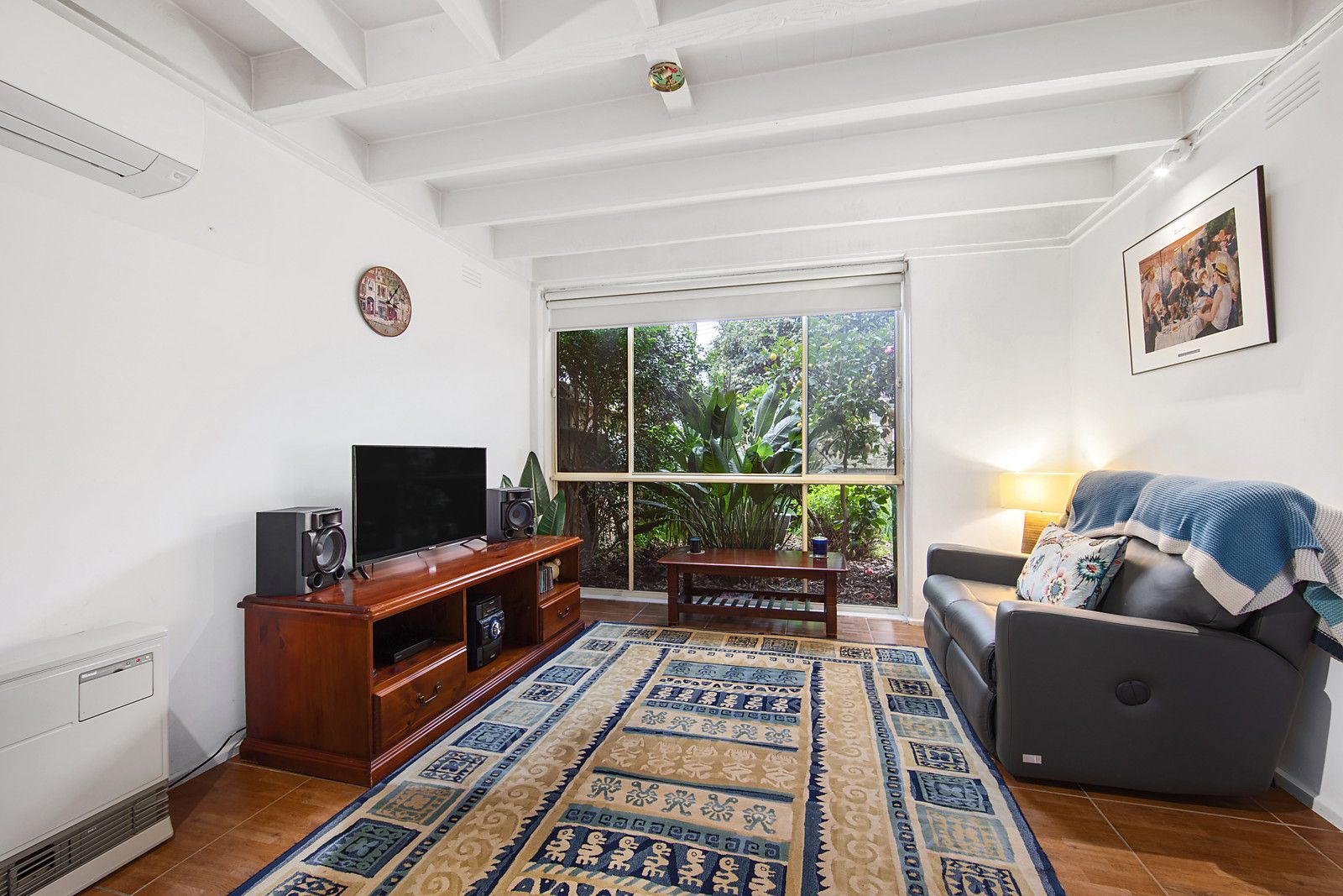 1/18 Belvedere Close, Maribyrnong Property History & Address Research