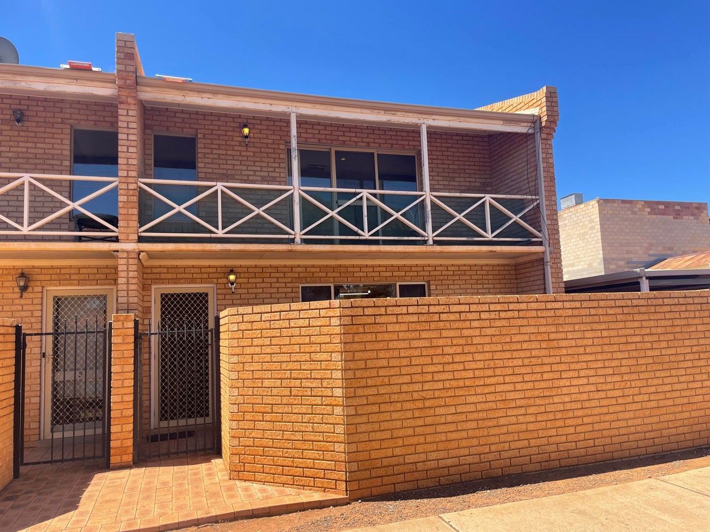 4/9 Maritana Street, Kalgoorlie WA 6430 Apartment For Rent 460