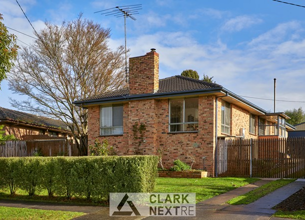 19 Sinclair Street, Warragul VIC 3820