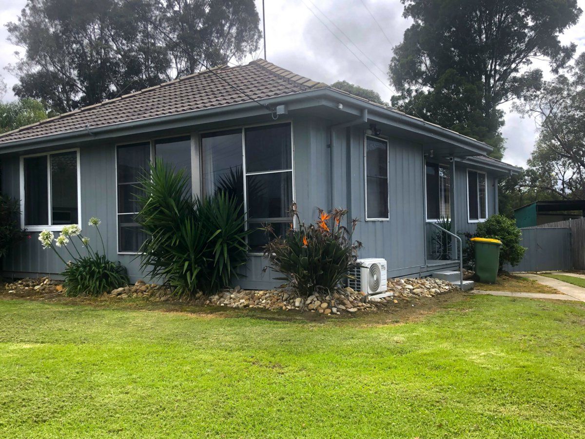 13 Davies Street, Bairnsdale VIC 3875 House For Rent Domain