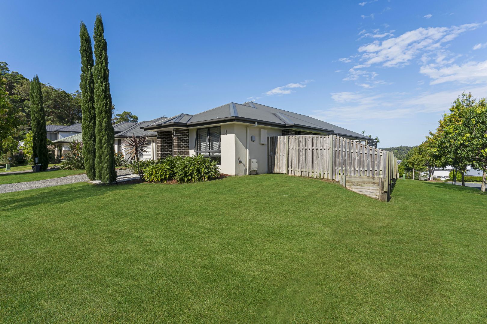 33 Mountain View Parade, Maudsland QLD 4210, Image 0