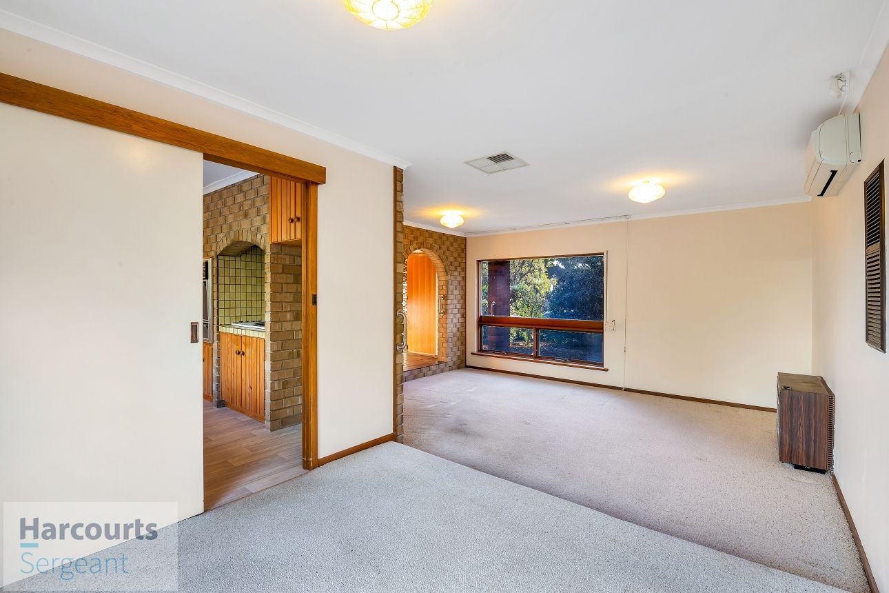 25 Gooronga Drive, Craigmore SA 5114, Image 2