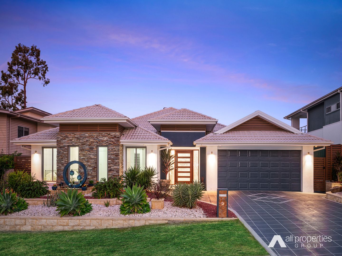 110 Birchwood Crescent, Brookwater Property History & Address