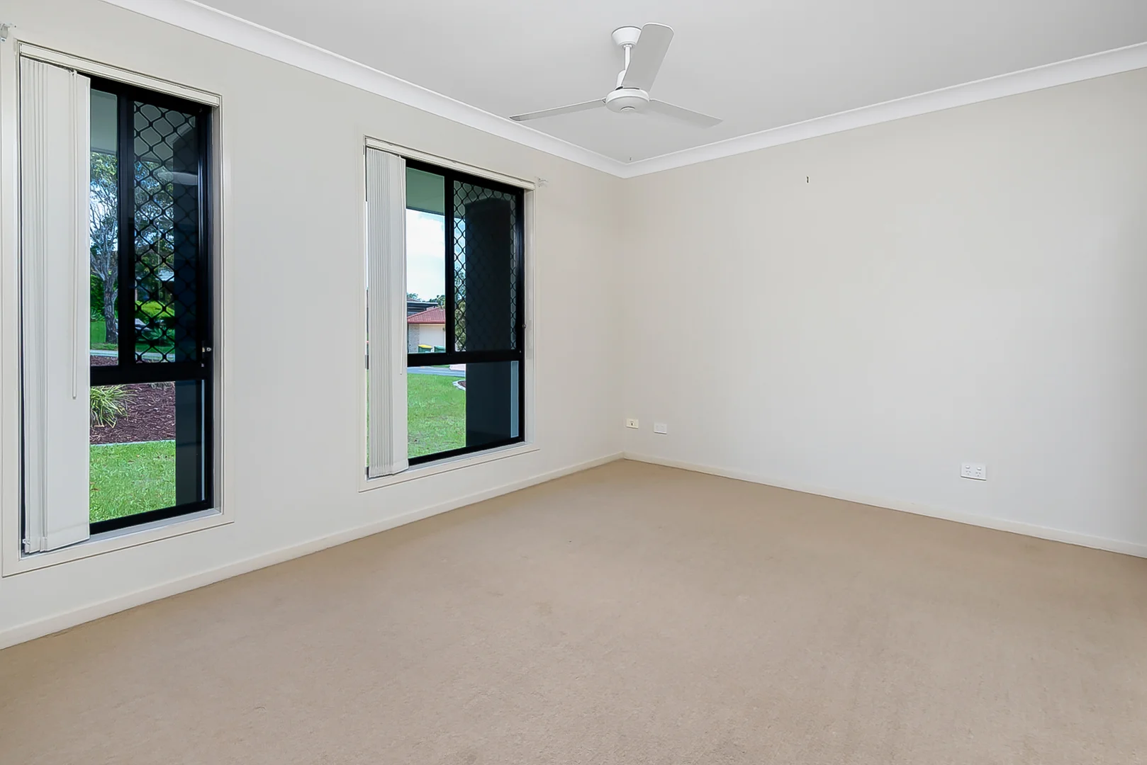 Additional image 6 of 255 Universal Street, Oxenford QLD 4210