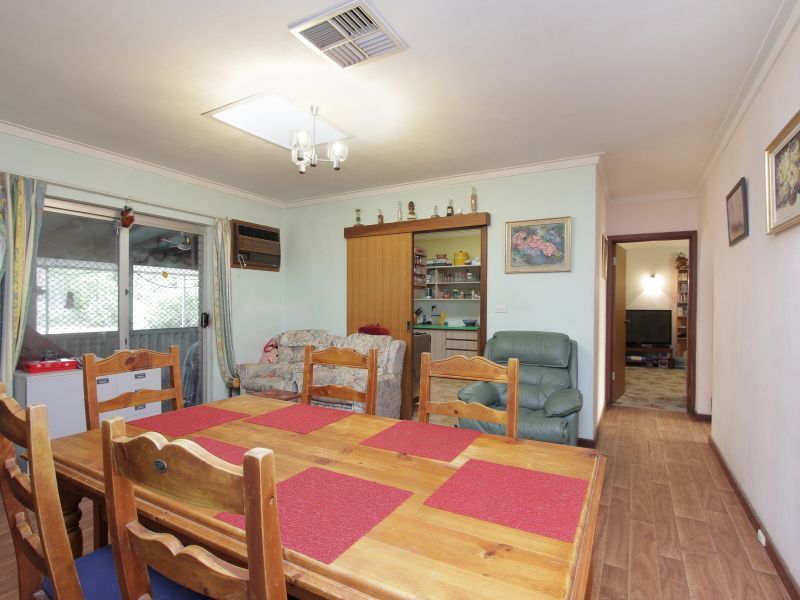 4 Stratford Place, BENTLEY WA 6102, Image 1