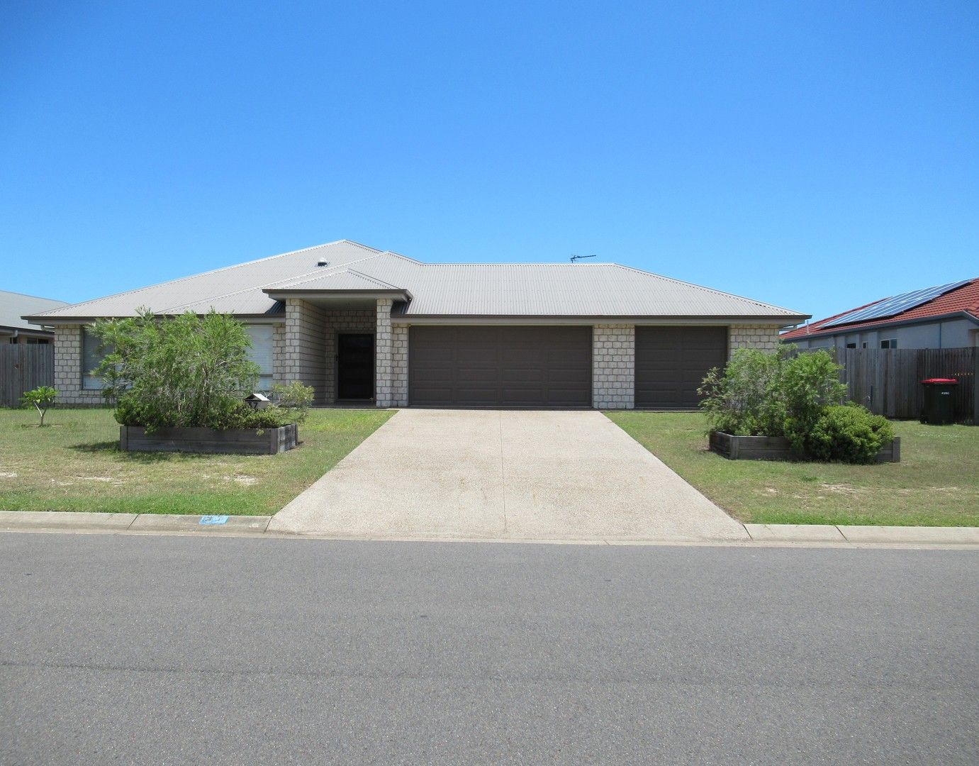 Endeavour, Eli Waters QLD 4655 4 beds house for Rent, 650 16300888