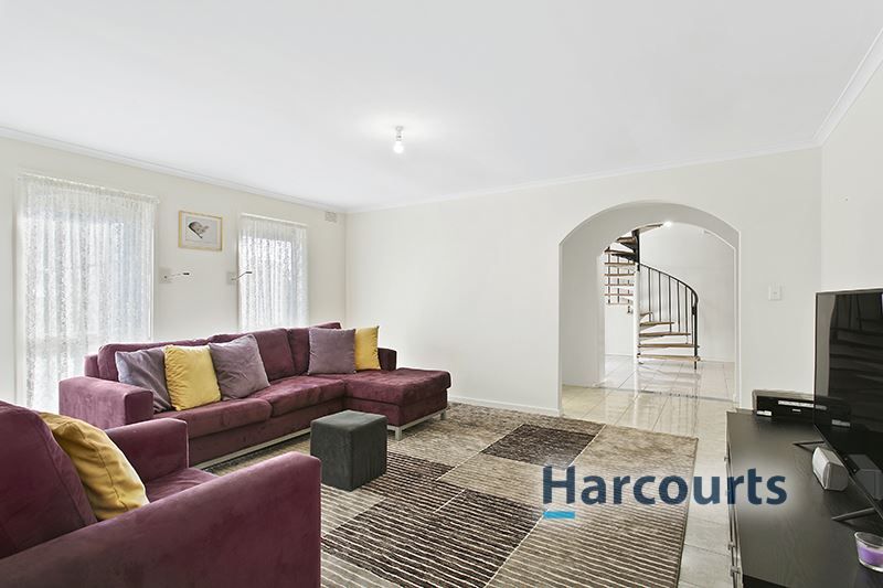 4 Heatherlea Crescent, Keilor East VIC 3033, Image 1