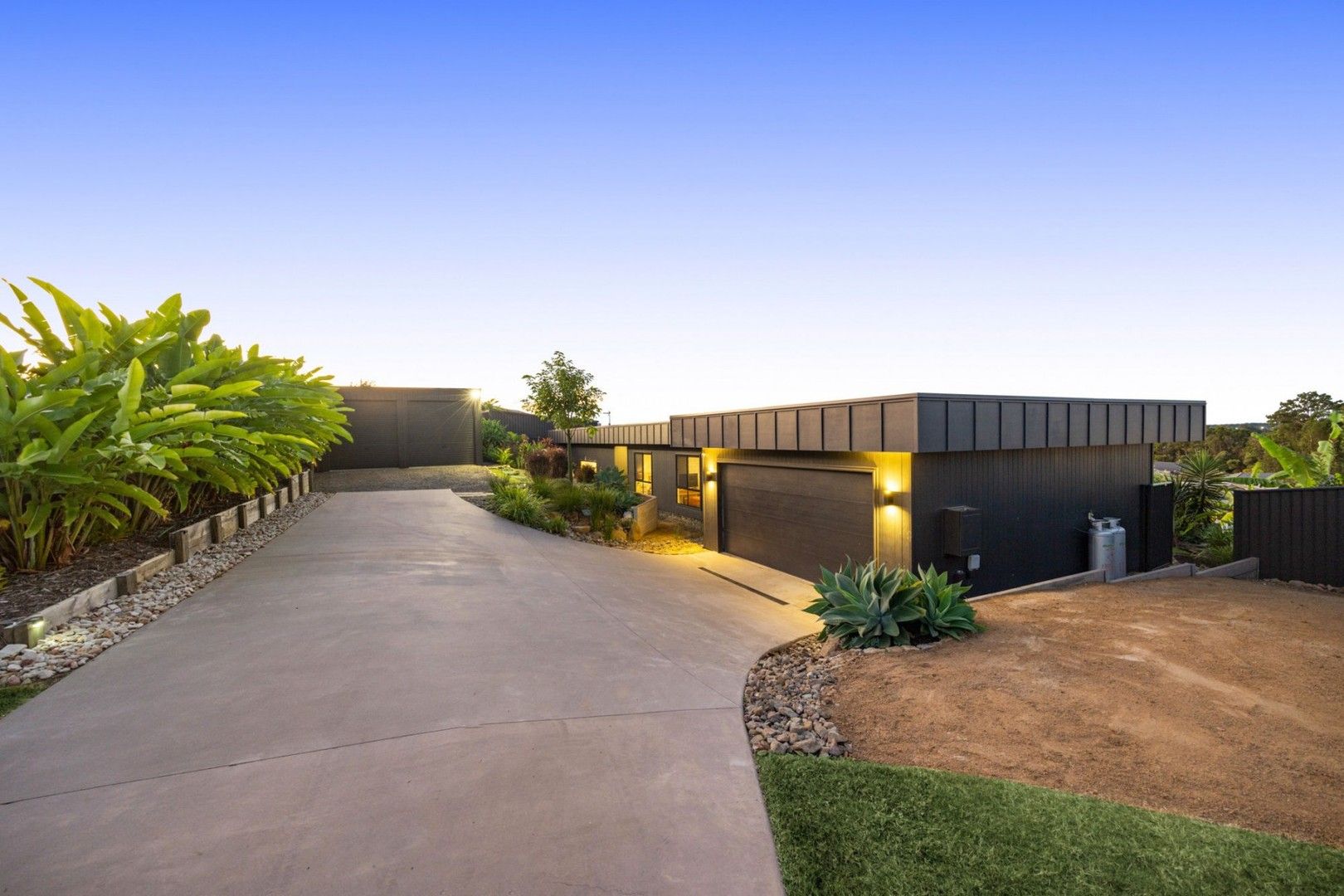 28 Bayonne Close, Little Mountain QLD 4551, Image 0