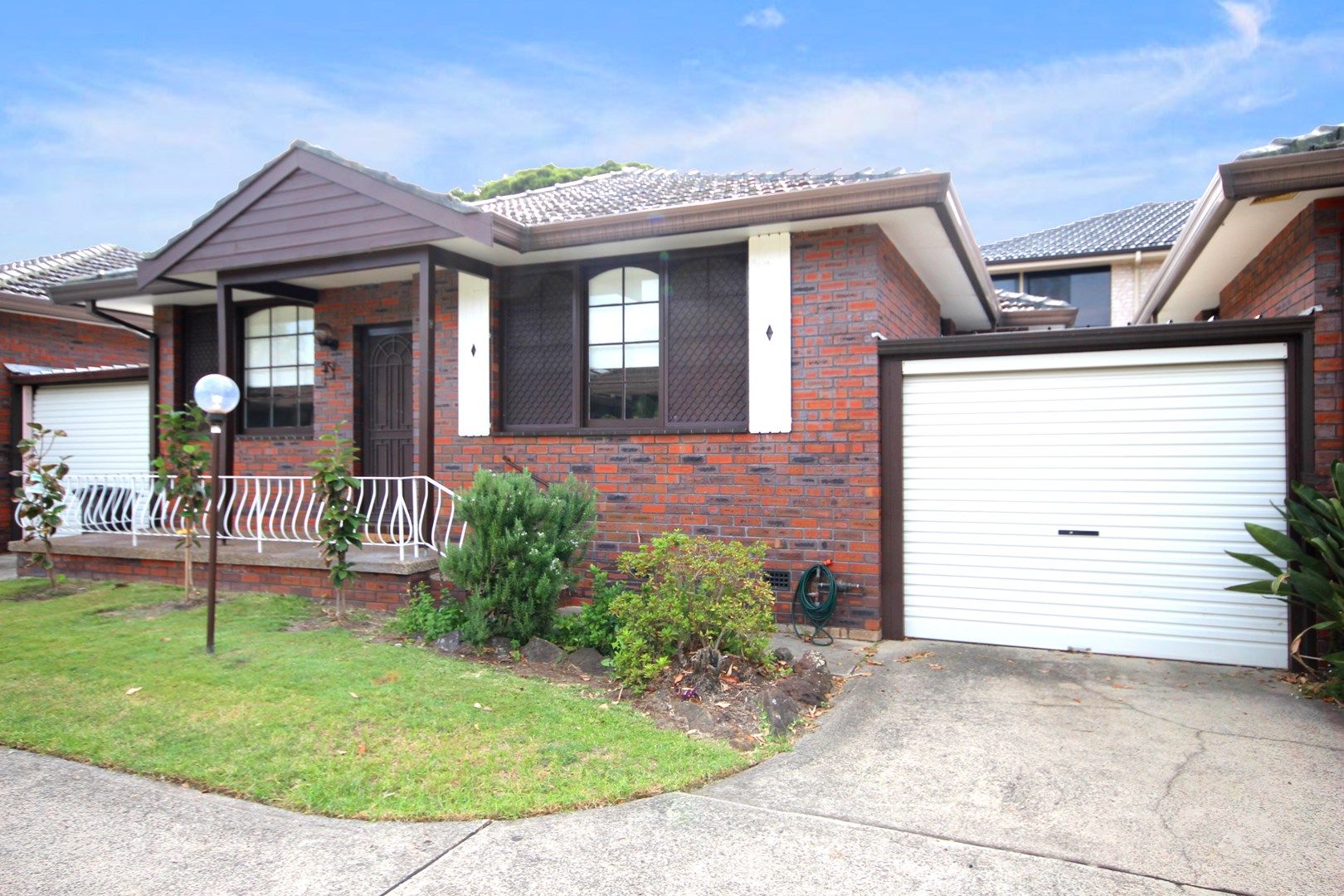 8/122-124 Russell Avenue, Dolls Point NSW 2219, Image 0