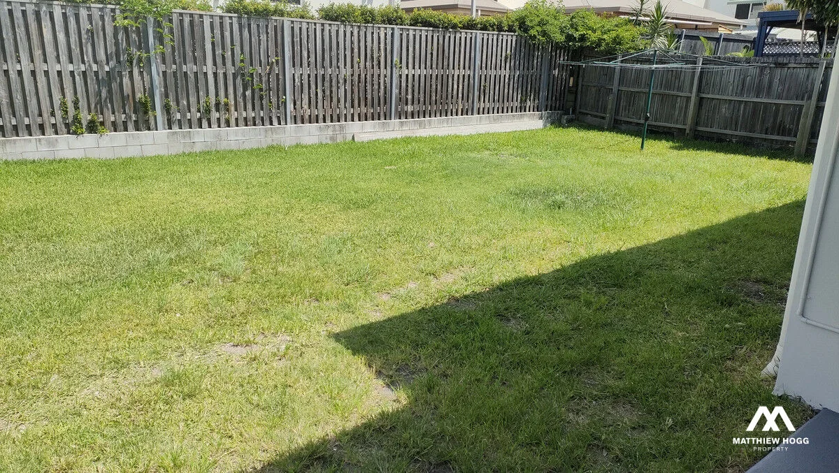 Additional image 10 of 1/4 Drayton Terrace, Wynnum QLD 4178