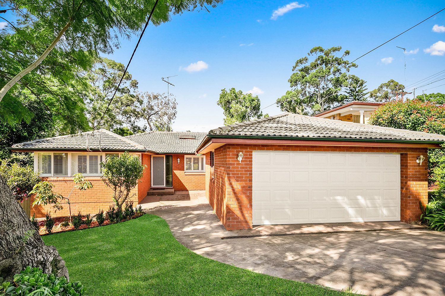 11 Benwerrin Avenue, Baulkham Hills NSW 2153, Image 0