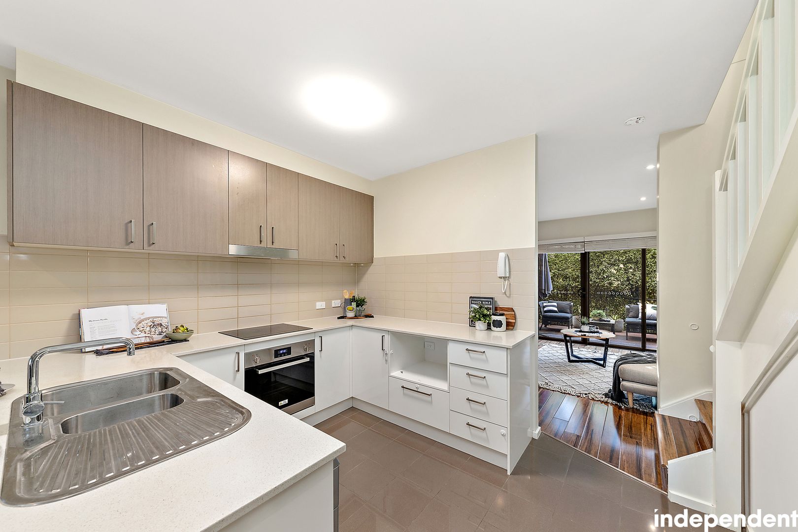 46/39 Jerrabomberra Avenue, Narrabundah ACT 2604, Image 2