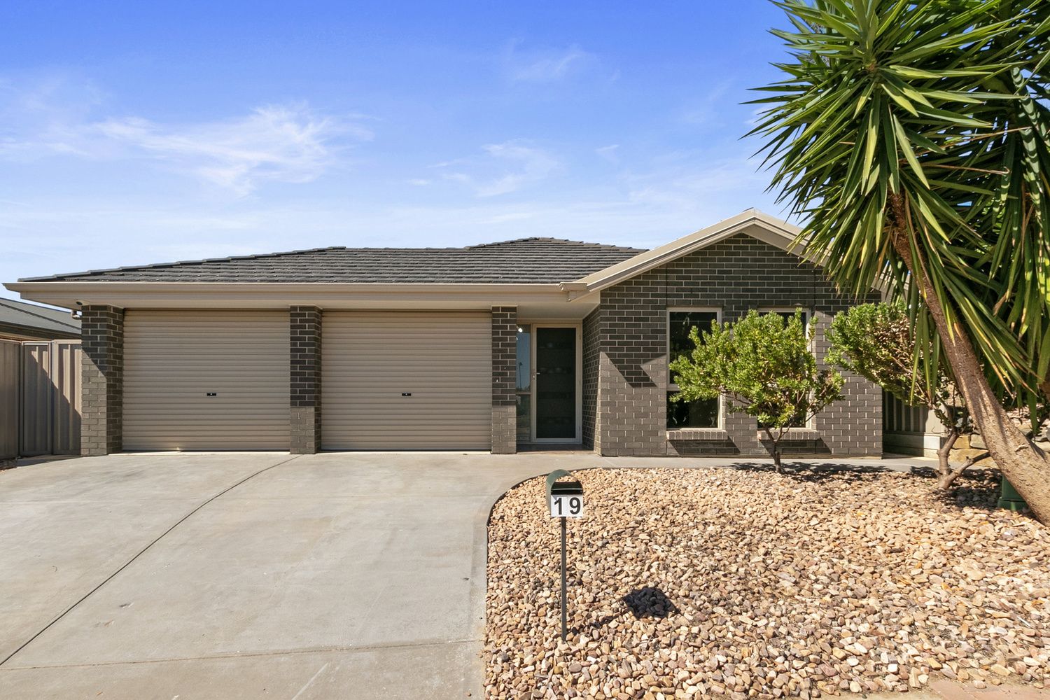 19 Manly Court, Seaford Rise SA 5169, Image 0
