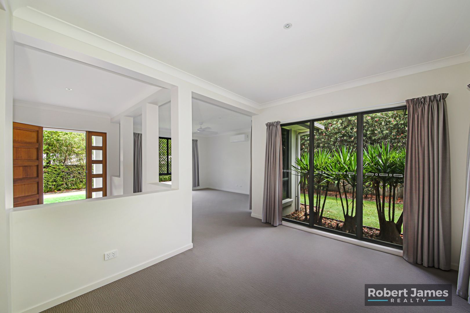 54 Mckinnon Drive, Tewantin QLD 4565, Image 2