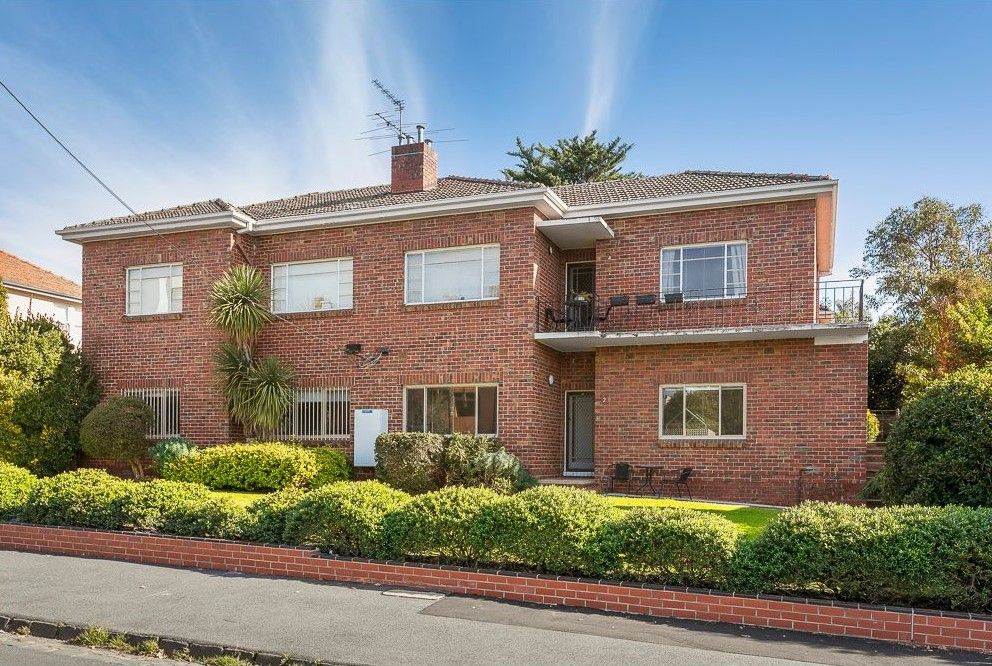 2 bedrooms Apartment / Unit / Flat in 4/15 Cobden Street KEW VIC, 3101