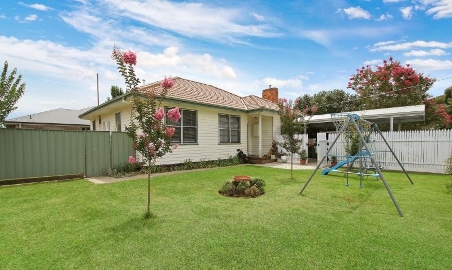 3 bedrooms House in 15 Martin Street WODONGA VIC, 3690