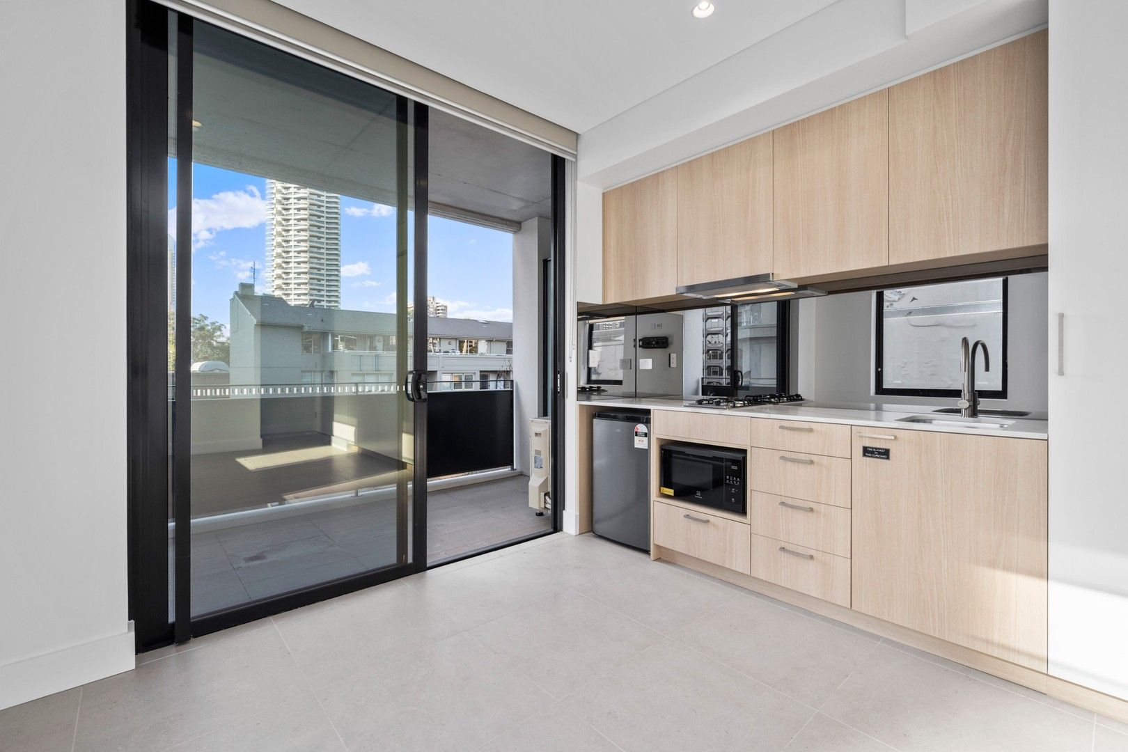 1 bedrooms Studio in 206/89 Crown Street DARLINGHURST NSW, 2010