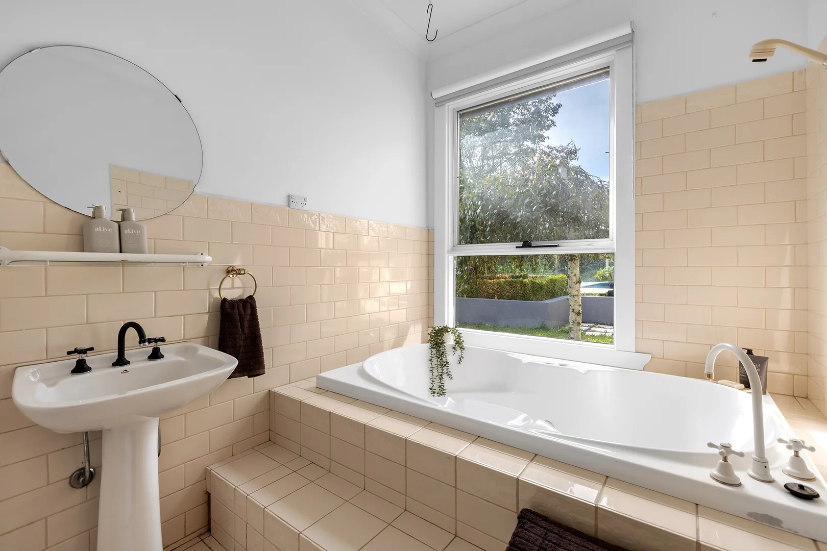 Additional image 9 of 24 Highview Road, Preston VIC 3072