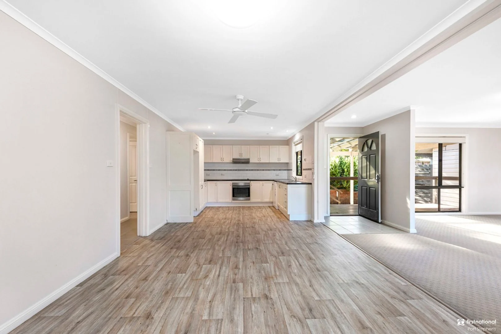 2 Ridgeway Avenue, Soldiers Point NSW 2317