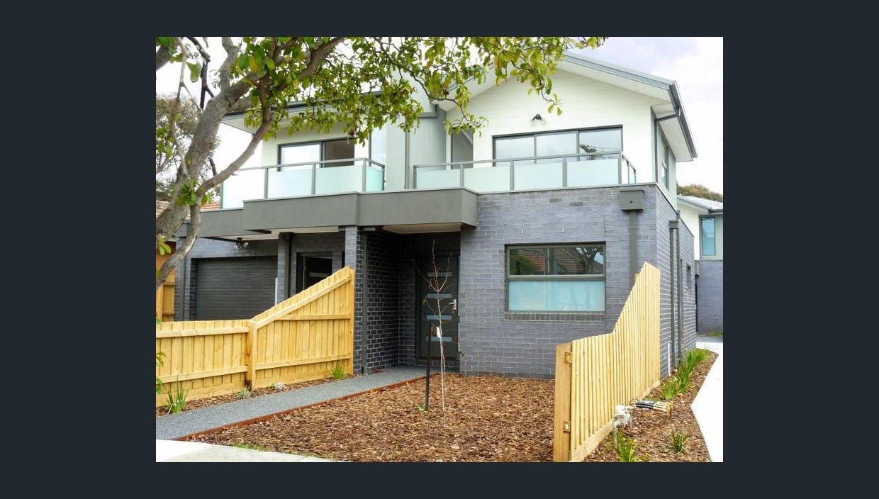 2/29 Collier Court, Strathmore Heights VIC 3041