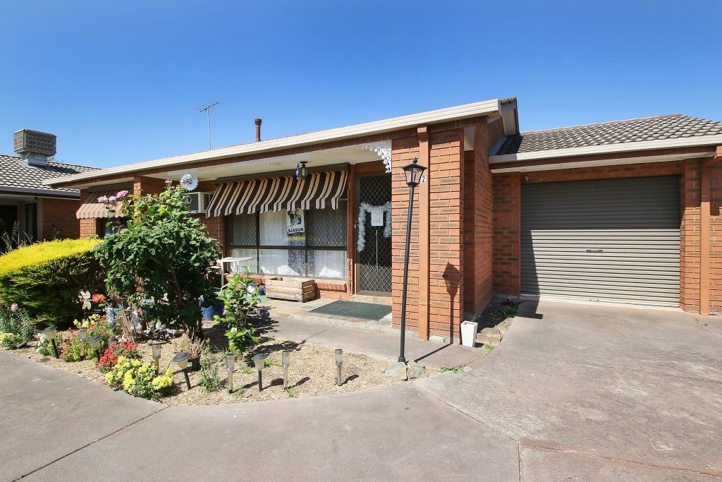 2/6 Kambora Ct, Lavington NSW 2641, Image 0