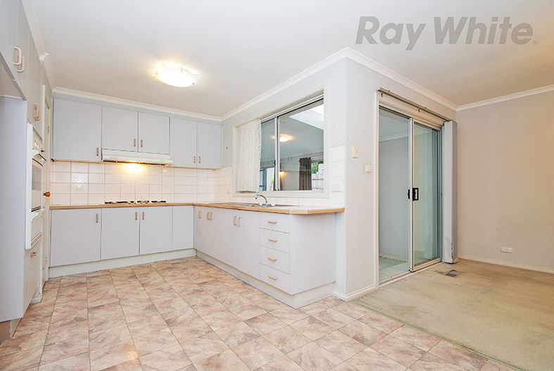 5 AZAROW CIRCUIT, Croydon South VIC 3136, Image 1