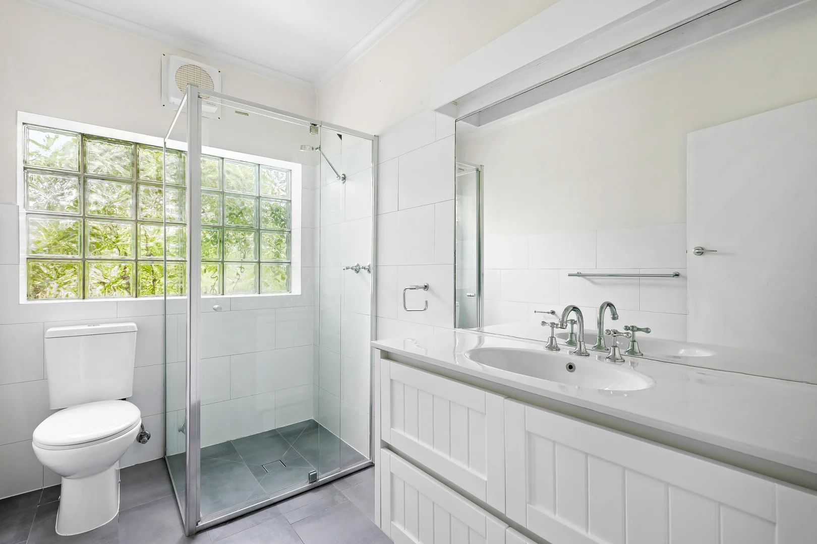 Additional image 4 of 2/42 Studley Avenue, Kew VIC 3101