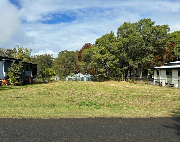 14 Roebuck Road, Russell Island QLD 4184