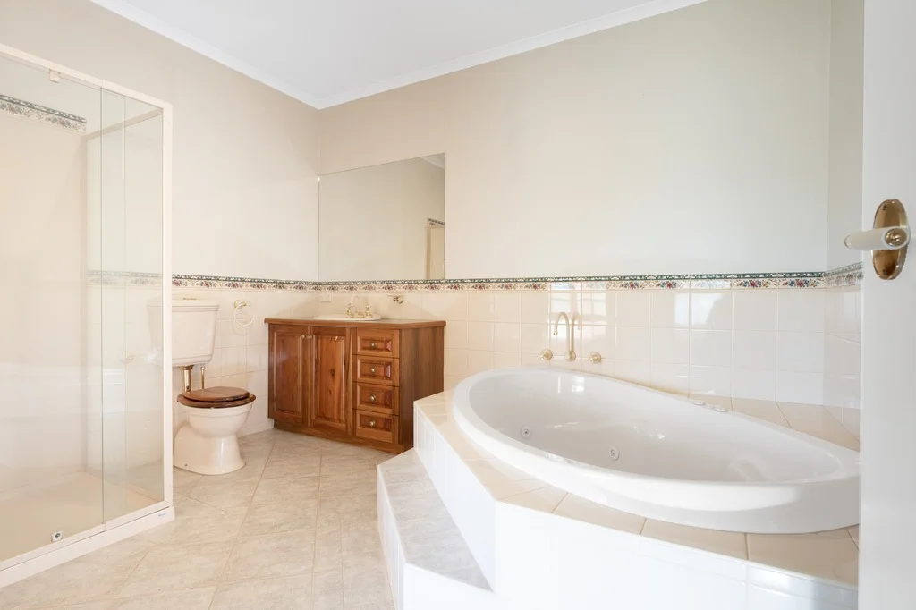 Additional image 4 of 2 Granby Crescent, Highton VIC 3216